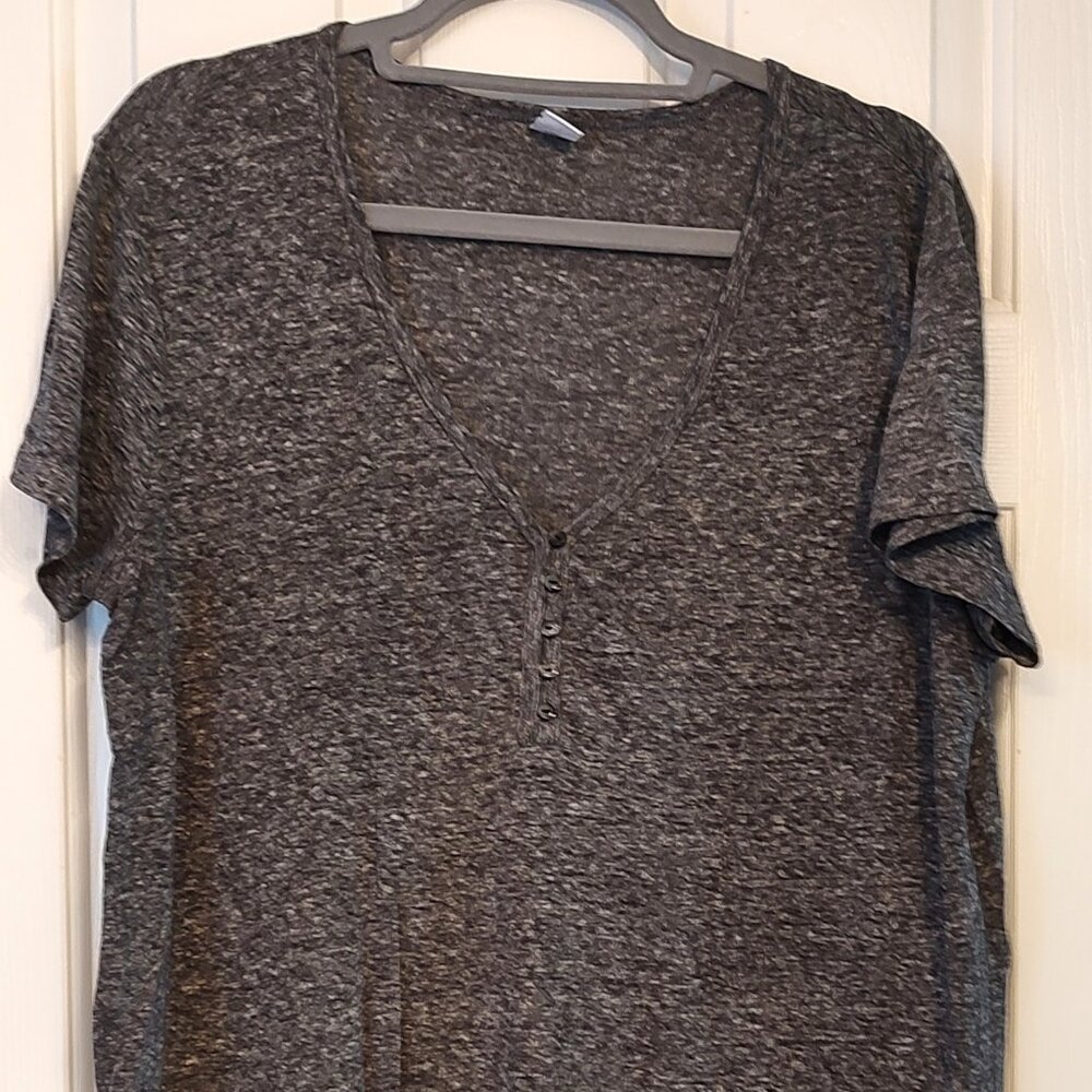 Women's Large Old Navy Short Sleeve Gray Henley